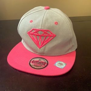 Headlines Pink diamond cap
